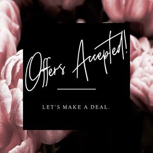 💕OFFERS ACCEPTED!💕